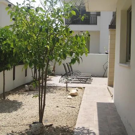 Polyxenia Isaak Heaven Pernera 别墅