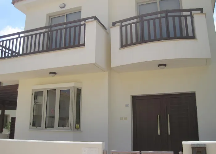 Polyxenia Isaak Heaven Pernera *