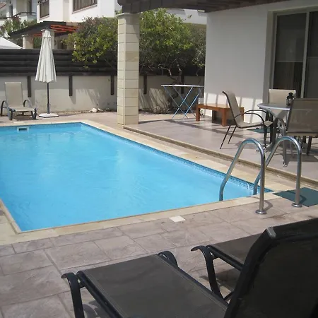 Villa Polyxenia Isaak Heaven Pernera *