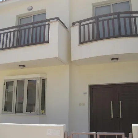 Polyxenia Isaak Heaven Pernera *