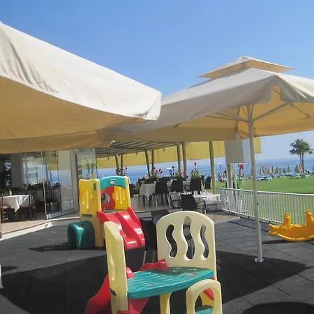 Polyxenia Isaak Heaven Pernera Villa Protaras