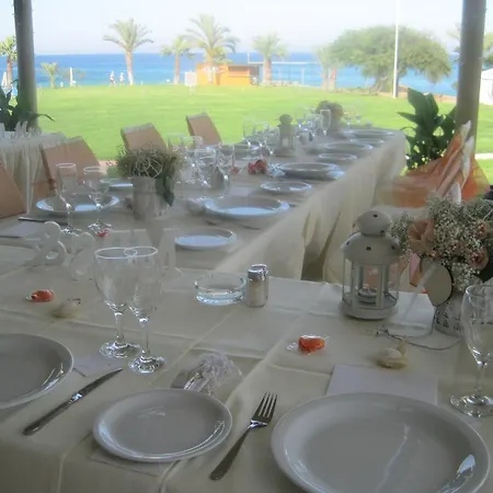 Polyxenia Isaak Heaven Pernera Villa *