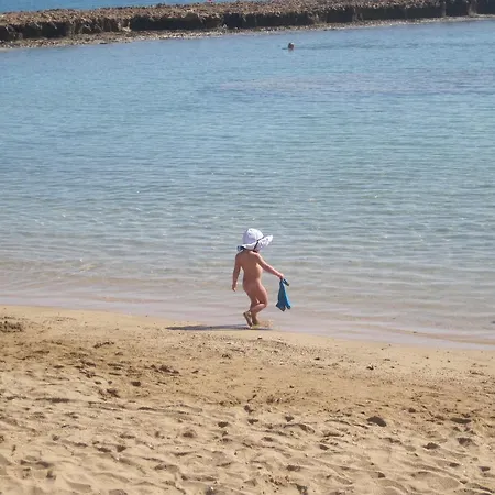 Polyxenia Isaak Heaven Pernera Protaras